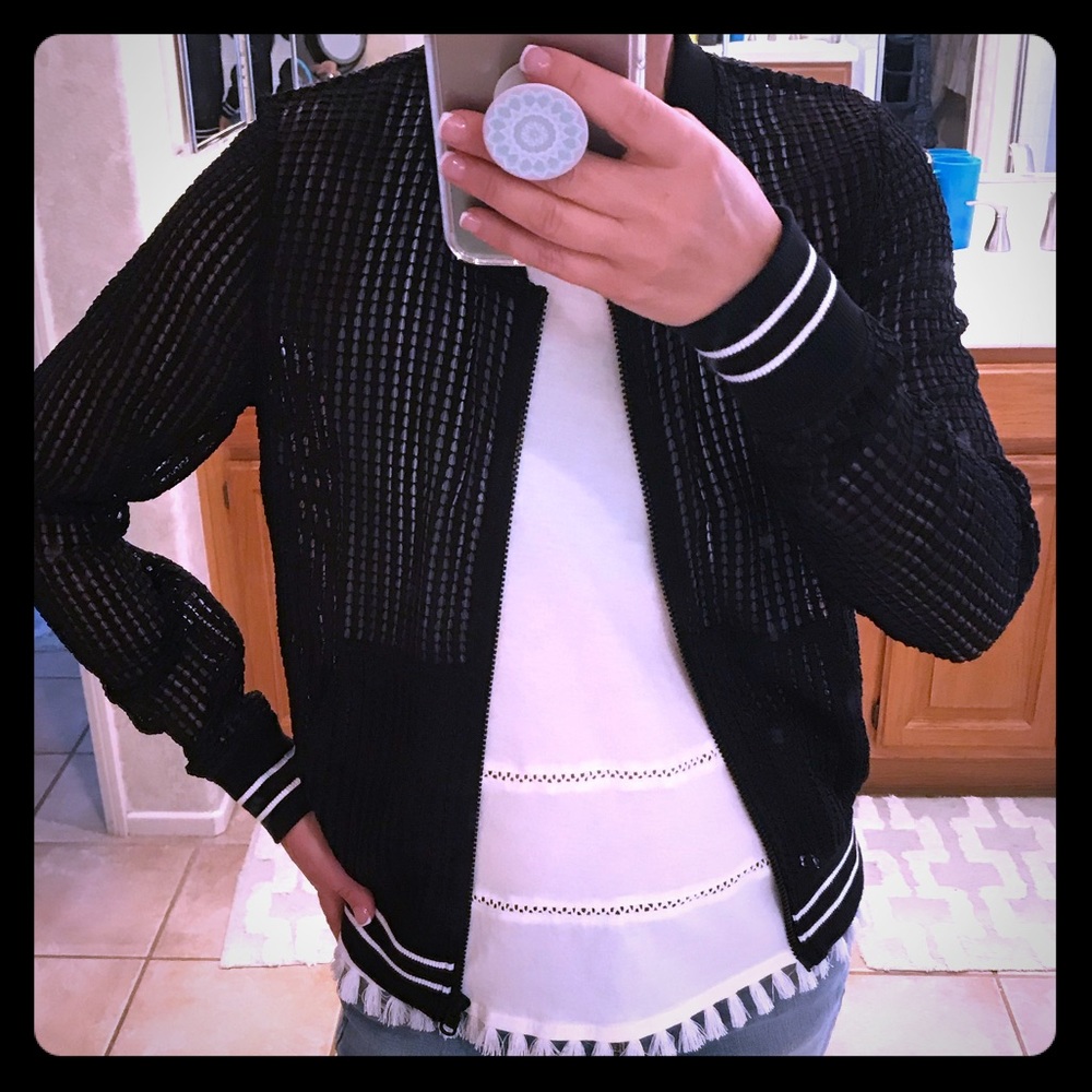 LORNA JANE CUTE JACKET